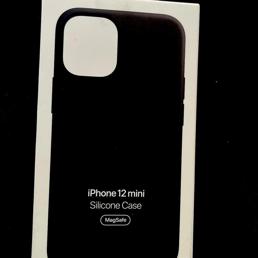 NIB Apple iPhone Silicon MagSafe Case 12 Mini Brand New Factory Sealed A2496